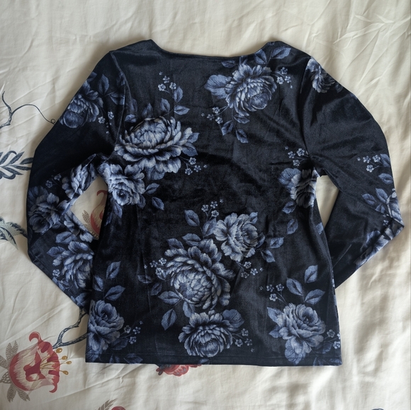 Floral Square Neck Long Sleeve Velvet Top - Picture 2 of 3